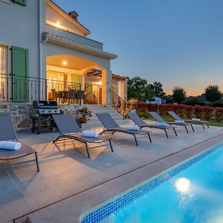 Beautiful Bartol With Pool And View In Pazin Villa *