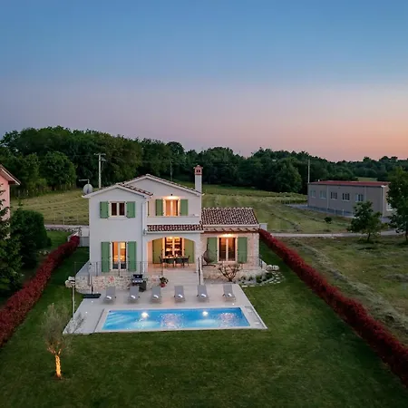 Villa Beautiful Bartol With Pool And View In Pazin Trviz